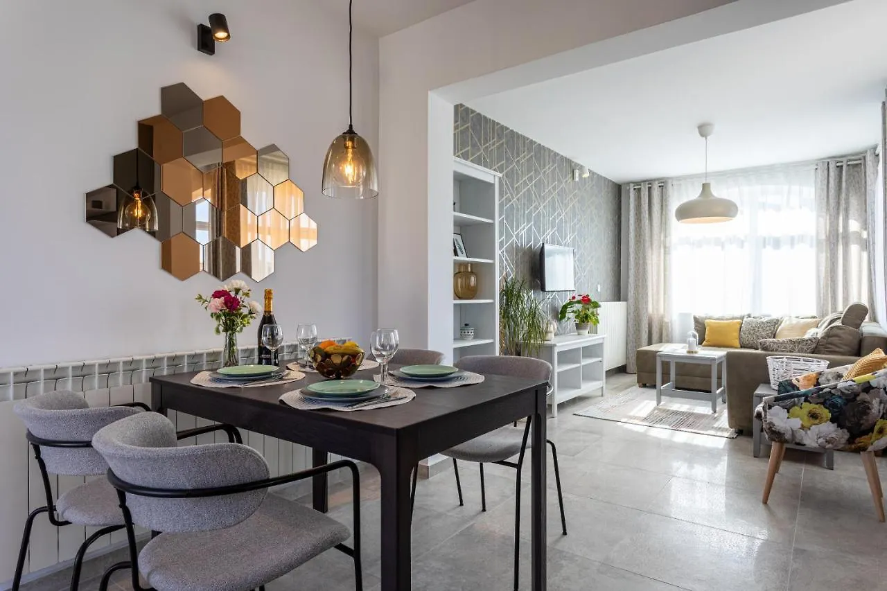 Pansion Tina Apartman Šilo