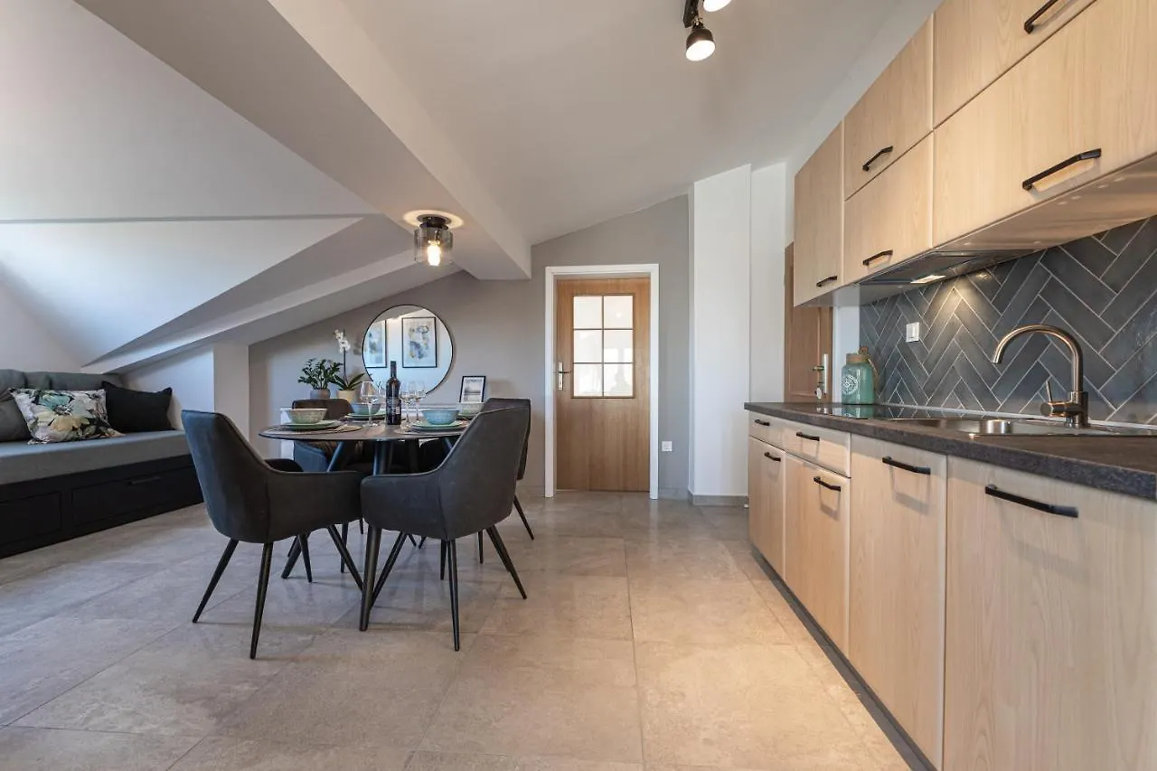 Pansion Tina Apartman Šilo 0*,  Horvátország