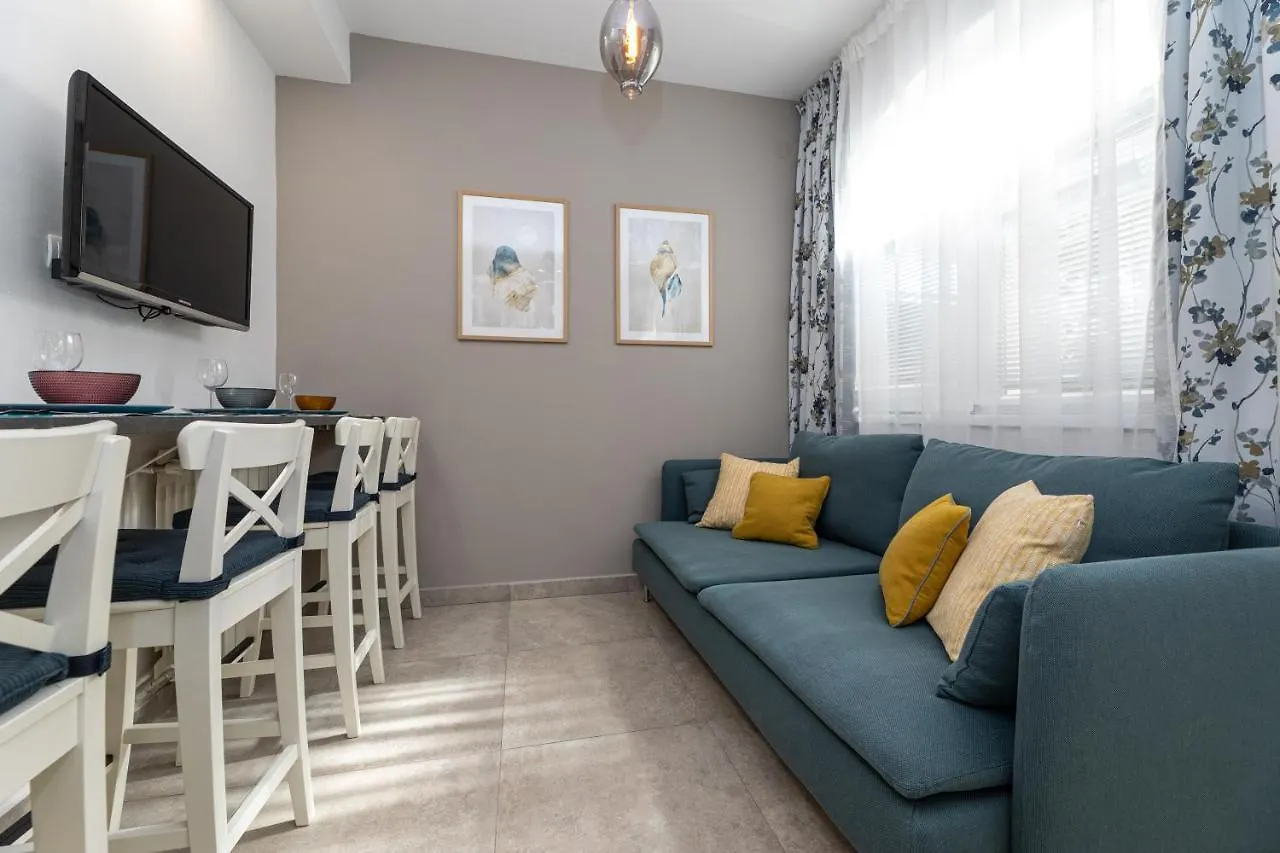 Pansion Tina Apartman Šilo